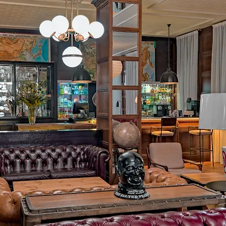 부티크 H10 몬트카다 4*