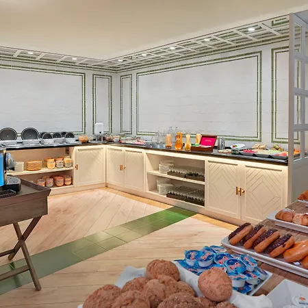 ブティック H10 モントカダ ホテル 4*