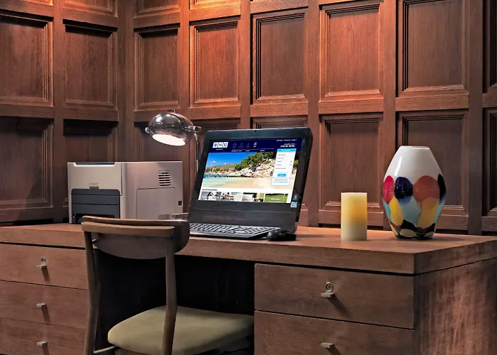 精品酒店蒙特卡达h10 酒店