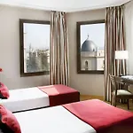 Boutique H10 Montcada Hotel 4*
